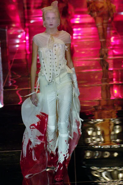 Look 12